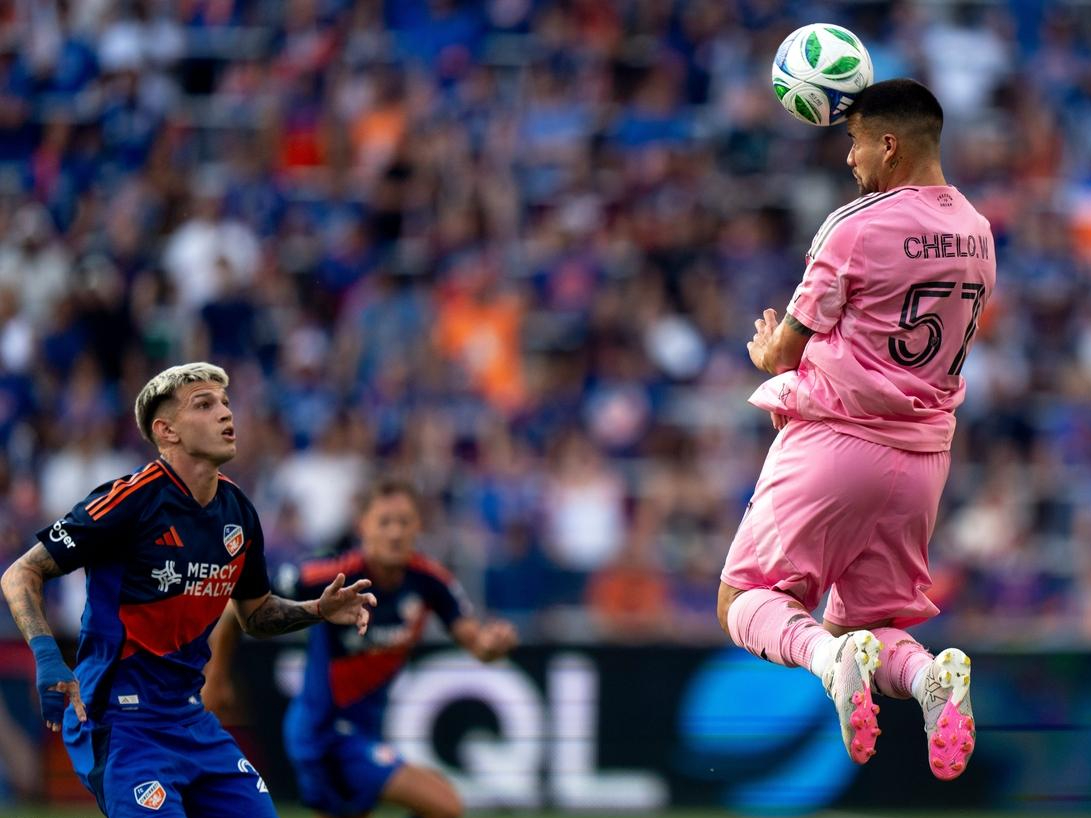 命运赛颠簸,球队跌入降级区,迎战关键战的简单介绍 命运赛颠簸,球队跌入降级区,迎战关键战的简单介绍