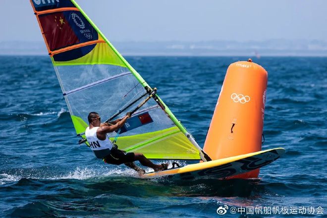 澳大利亚选手突破自我，斩获铜牌