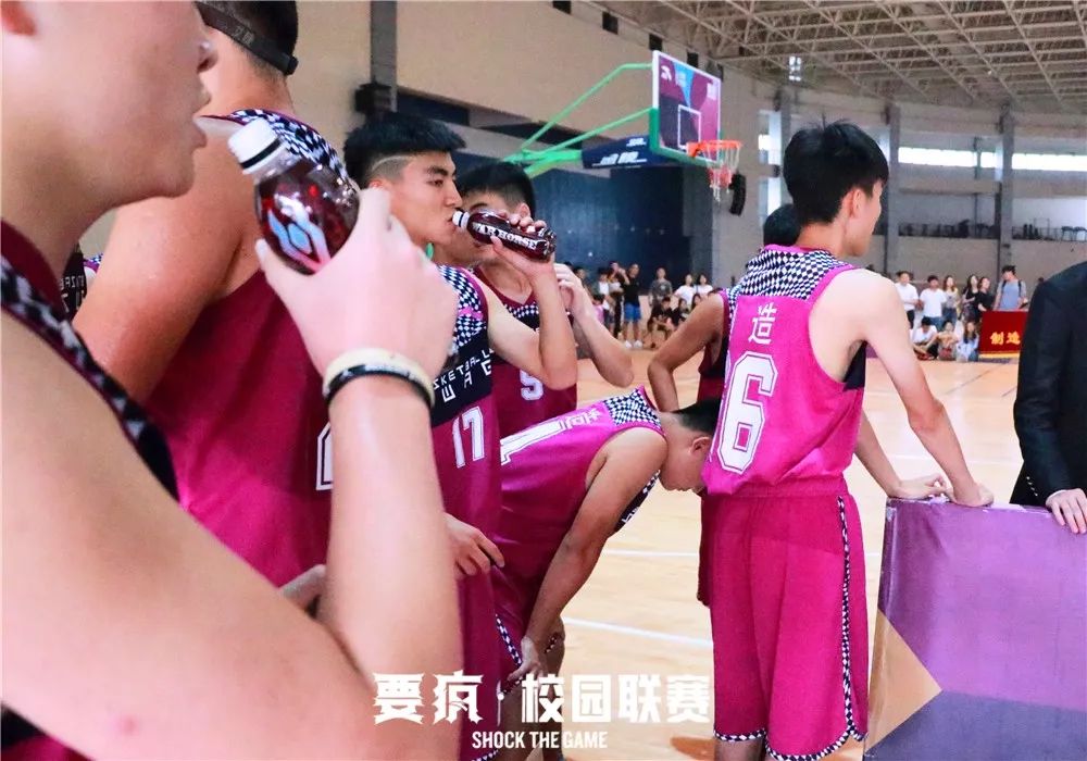 包含哥伦比亚绝地反击墨西哥，穆勒三分雨点燃全场的词条