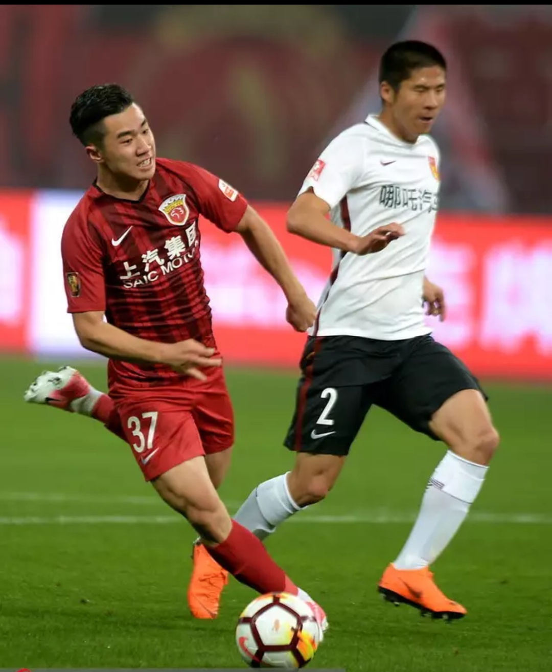 日本羽毛球队强势韩国羽毛球队，陶菲克完成帽子戏法的简单介绍